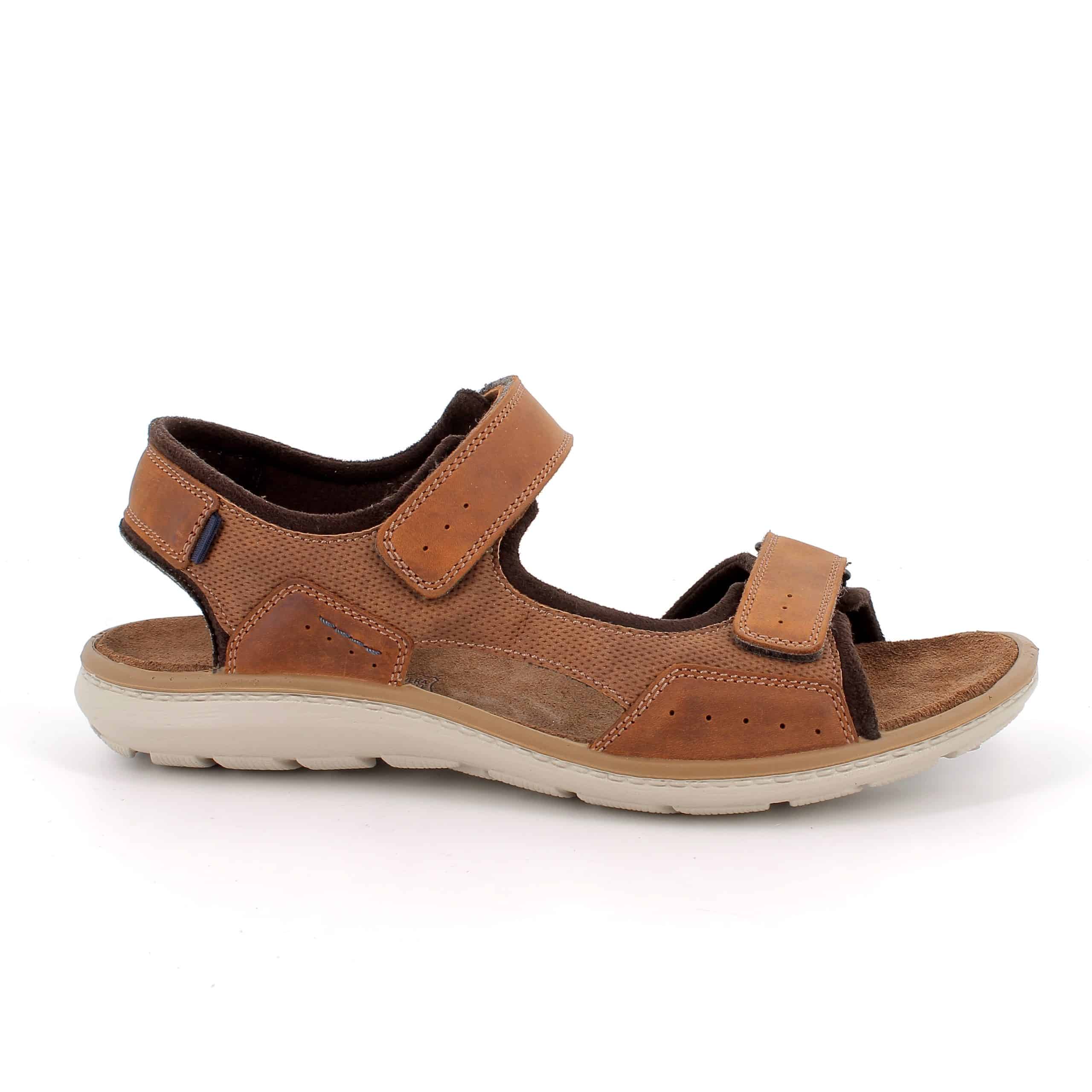 סנדלים לגברים מעור טבעי רך עם רצועות מתכווננות להתאמה מושלמת לרגל. סוליה קלה עם בלימת זעזועים ומדרס רך מעניקים נוחות מרבית בהליכה. תוצרת איטליה.