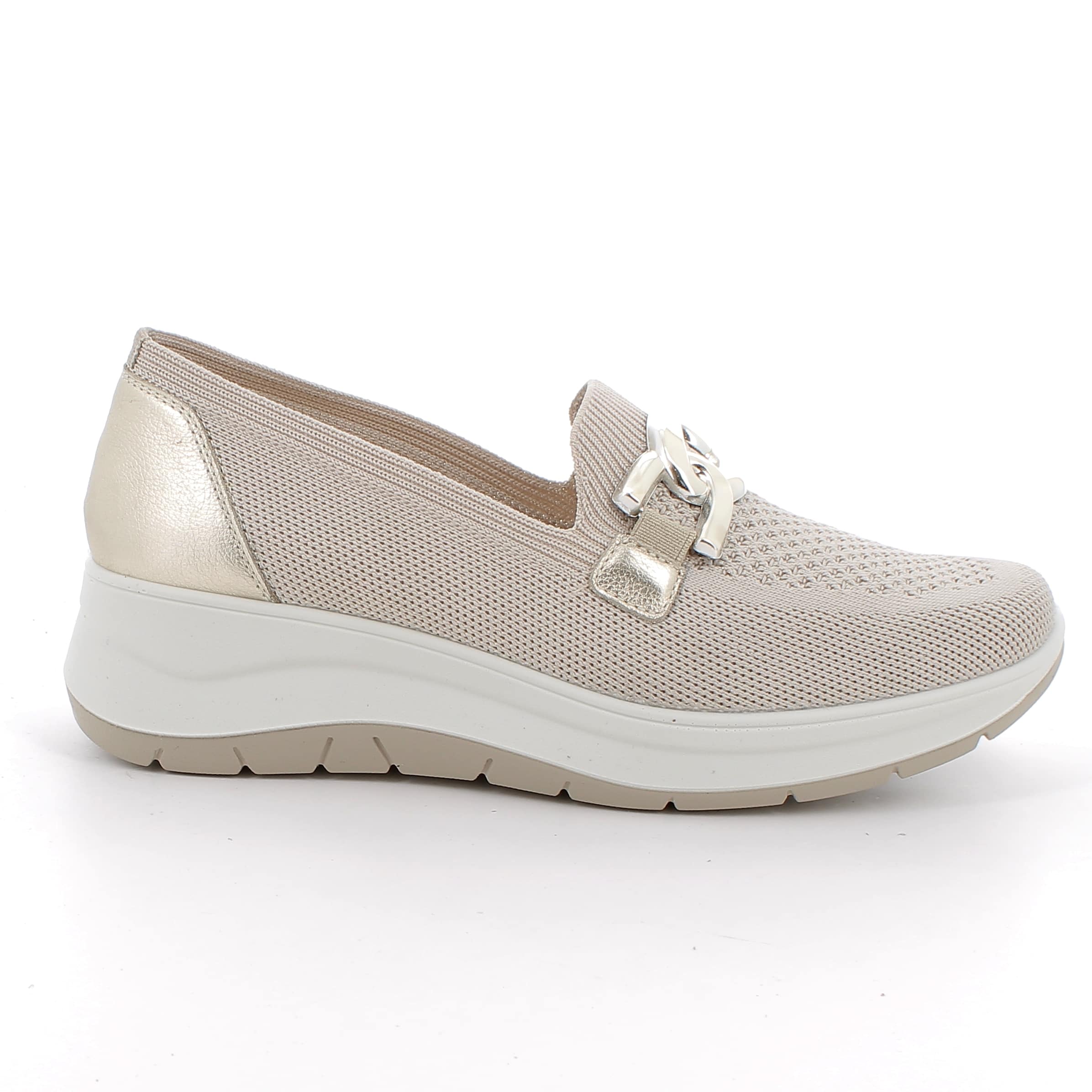 חלק העליון עשוי מבד נושם, מדרס מרופד מעור אמיתי, בולם זעזועים, נעל קלה וגמישה. תוצרת איטליה.