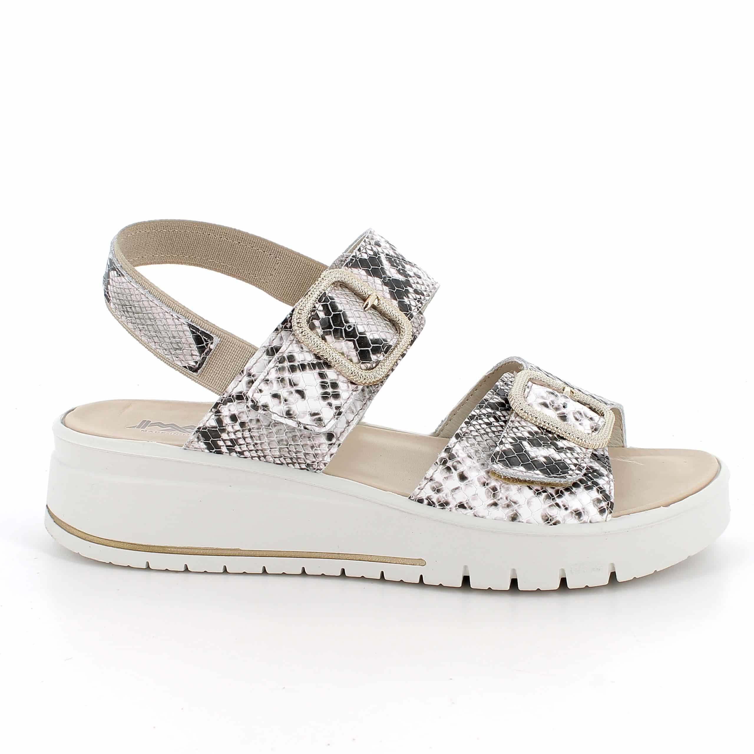 סנדלי עור איכותי בעיצוב מודרני עם אבזמים דקורטיביים מתכווננים. דגם קל ונוח במיוחד עם מדרך רך ובלימת זעזועים. תוצרת איטליה.