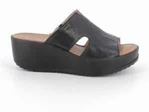 עור אמיתי, רפידת נוחות אנטומית המקנה הליכה בתחושה רכה ונעימה. תוצרת איטליה.