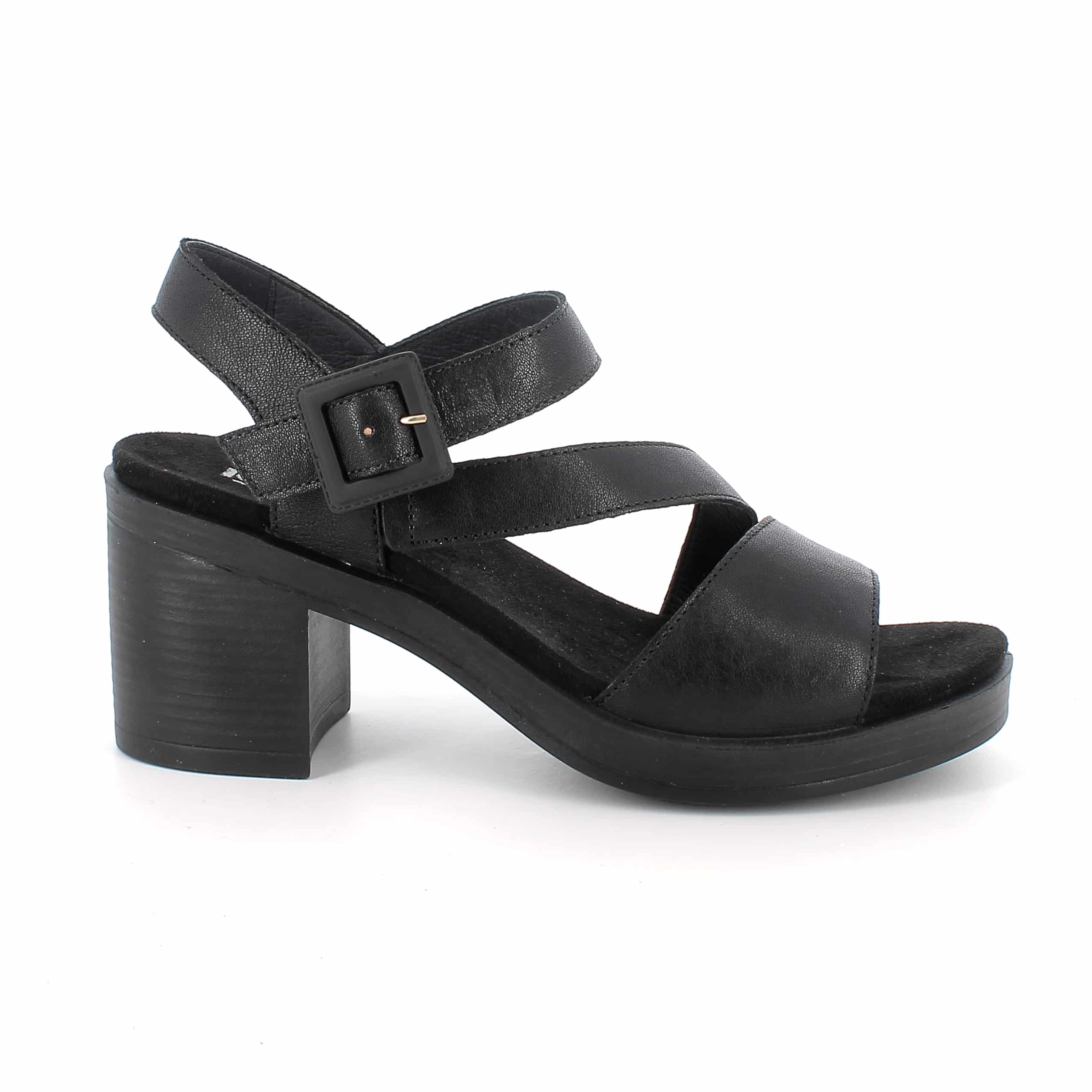 סנדלי עור בעיצוב אלגנטי עם עקב יציב. דגם עם מדרס אנטומי בולם זעזועים, לנוחות מקסימלית לאורך כל היום. תוצרת איטליה.